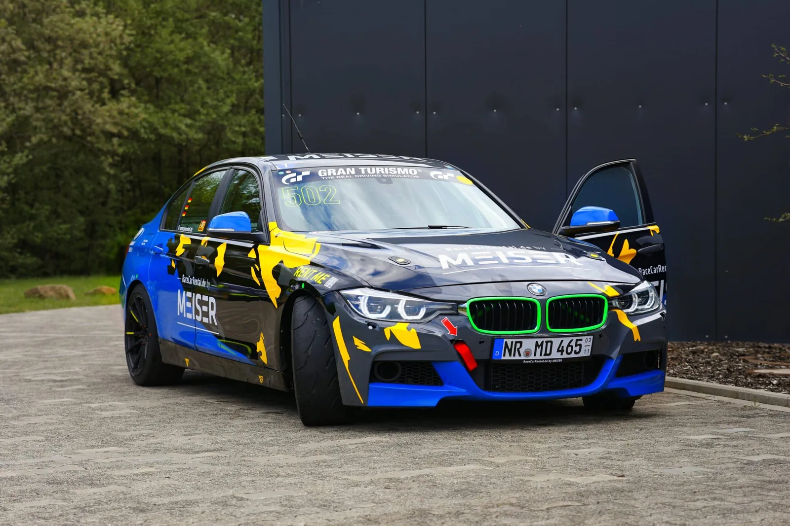 BMW 3-Series (325i–330i)
